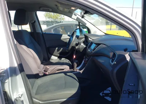 2018 Chevrolet Trax Ls from USA, damaged, VIN KL7CJNSB3JB596147